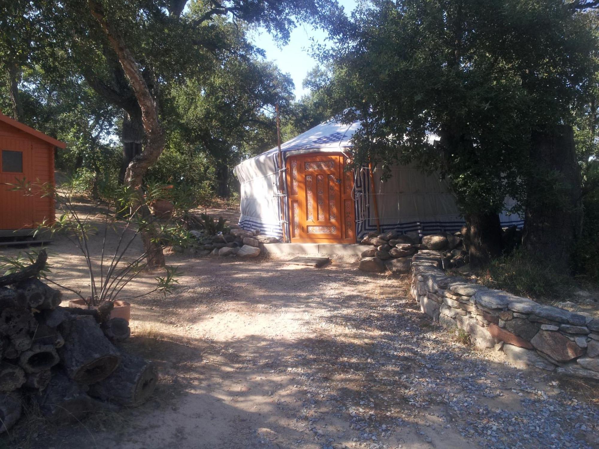 Au Soleil Mongol Bed & Breakfast Sorède Dış mekan fotoğraf