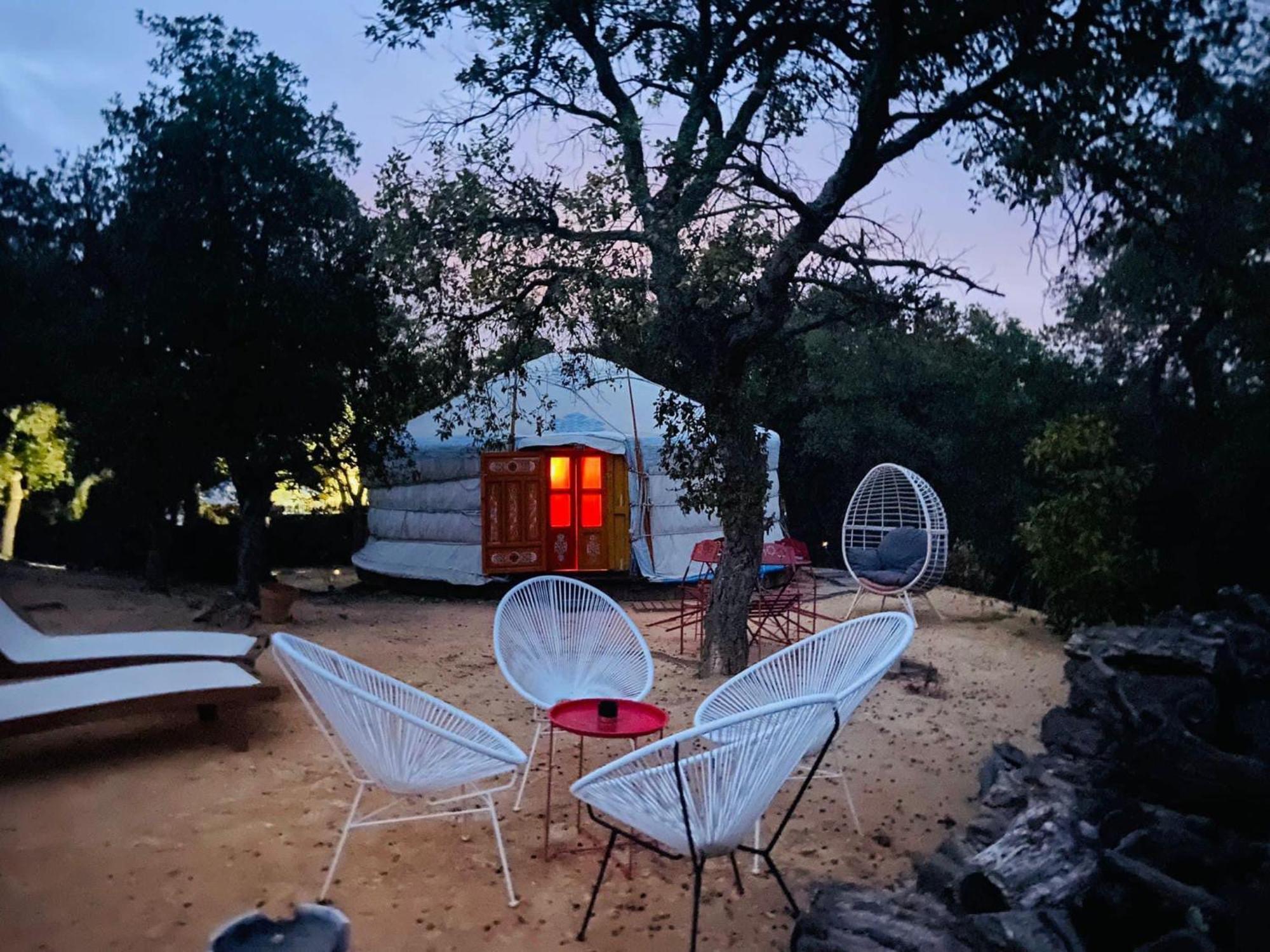 Au Soleil Mongol Bed & Breakfast Sorède Dış mekan fotoğraf
